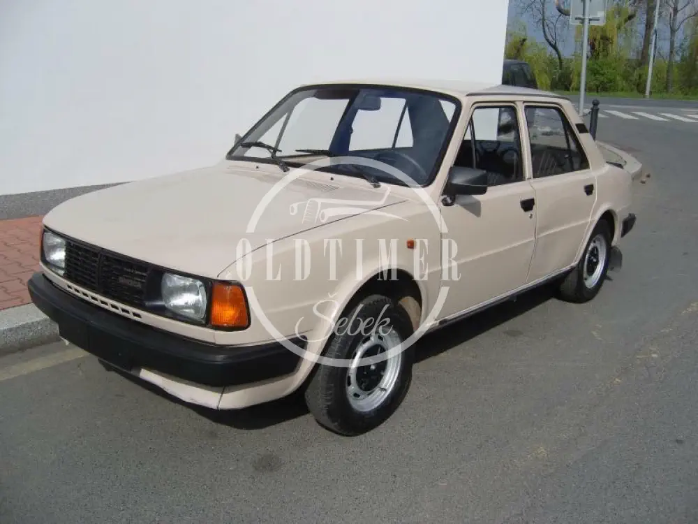 Škoda 120 (1982)
